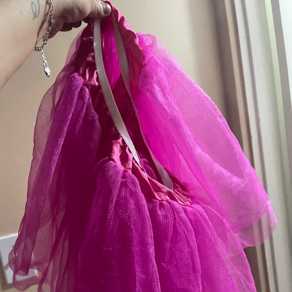 Tutu - Picture 2 of 2